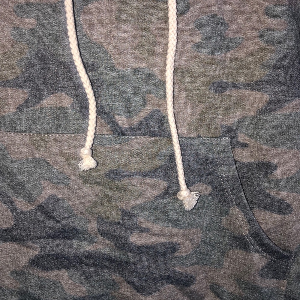 Camo pullover - Picture 4 of 4
